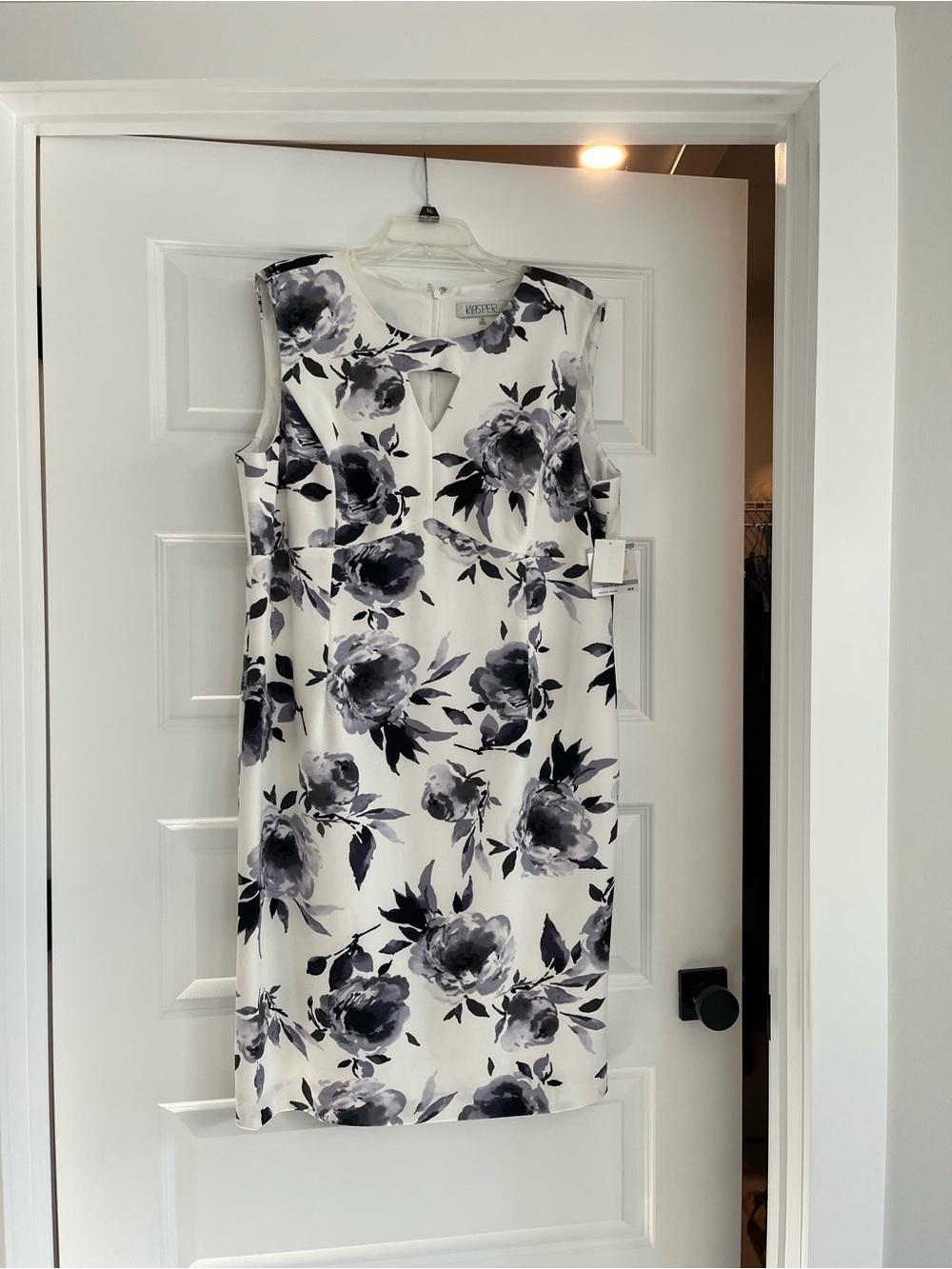 Kasper White Floral Midi Dress with Black and Gray Blooms